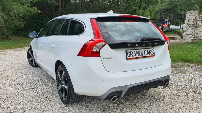 Volvo V60 3