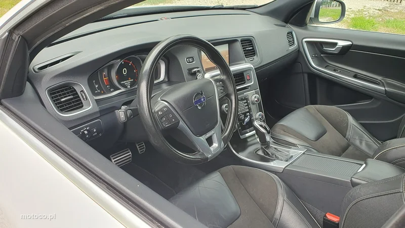 Volvo V60 10