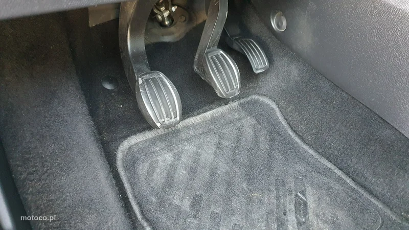 Peugeot 208 14