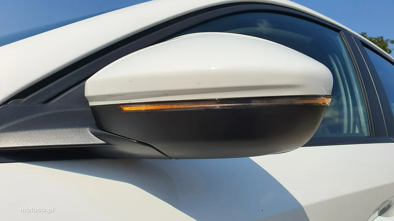 Peugeot 208 38