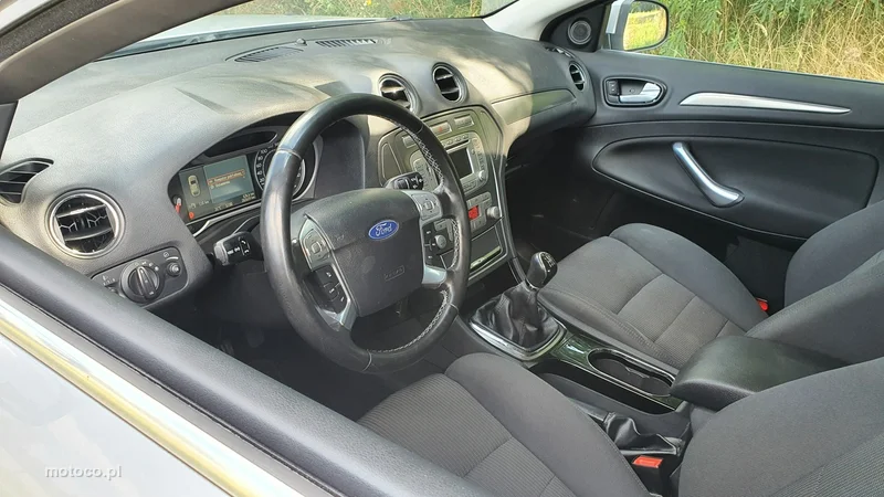 Ford Mondeo IV 11
