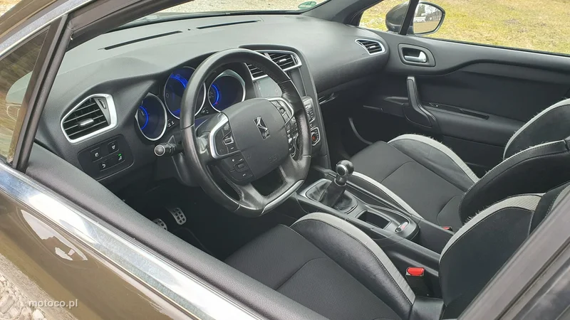 Citroen DS4 11