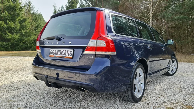 Volvo V70 2
