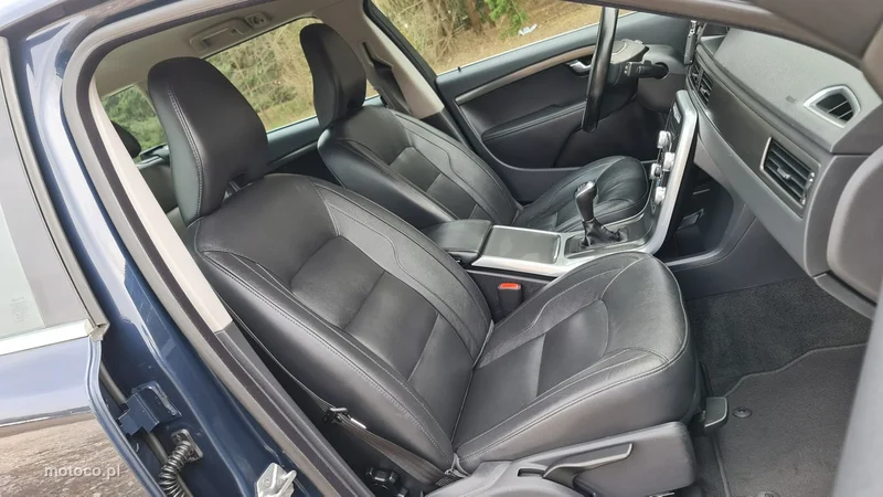 Volvo V70 7