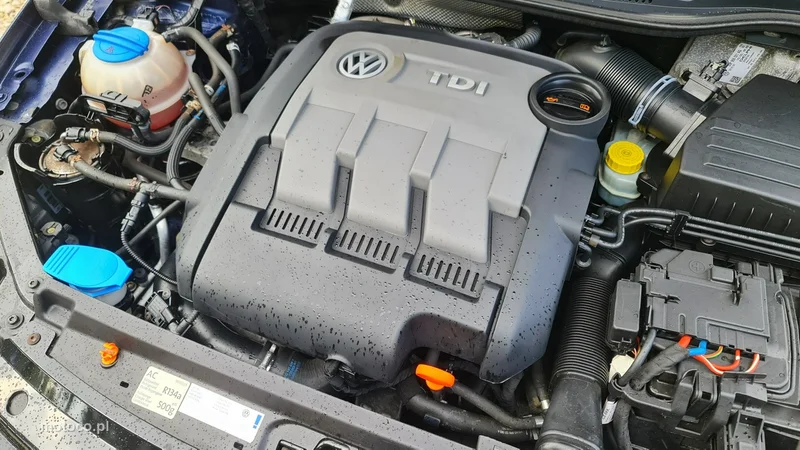 Volkswagen Polo V 6R 30