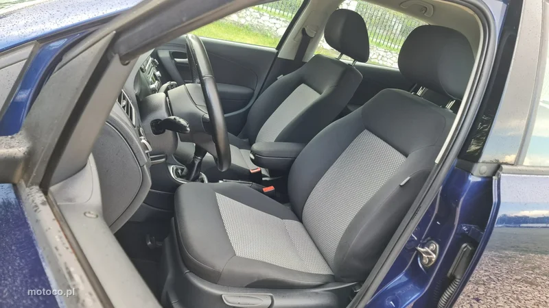 Volkswagen Polo V 6R 6