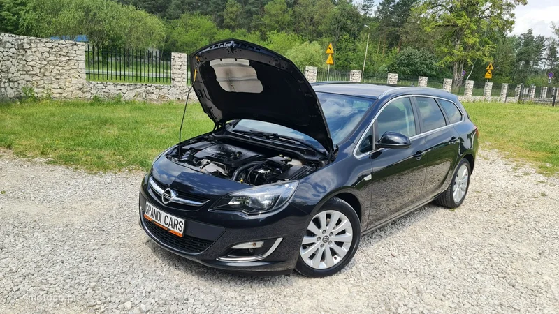 Opel Astra J 29