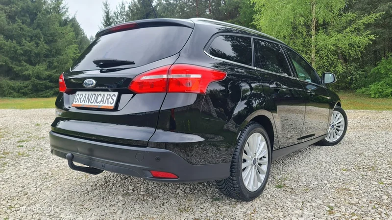 Ford Focus III 2