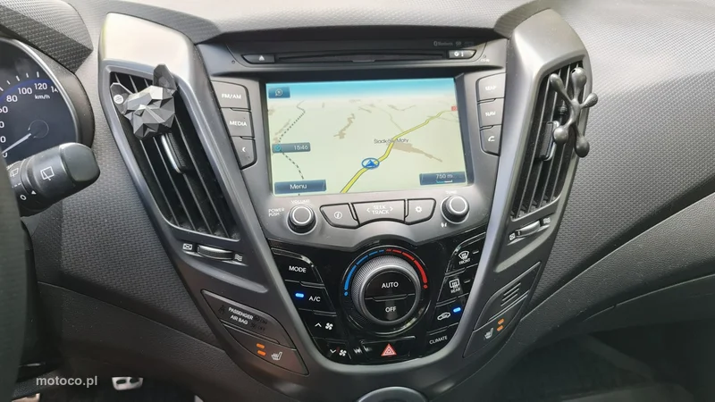 Hyundai Veloster 19