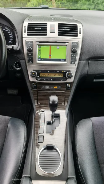 Toyota Avensis T27 20
