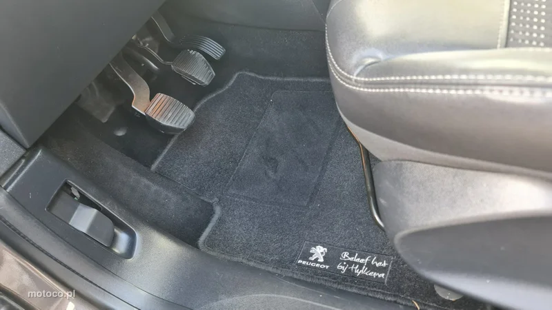 Peugeot 2008 13