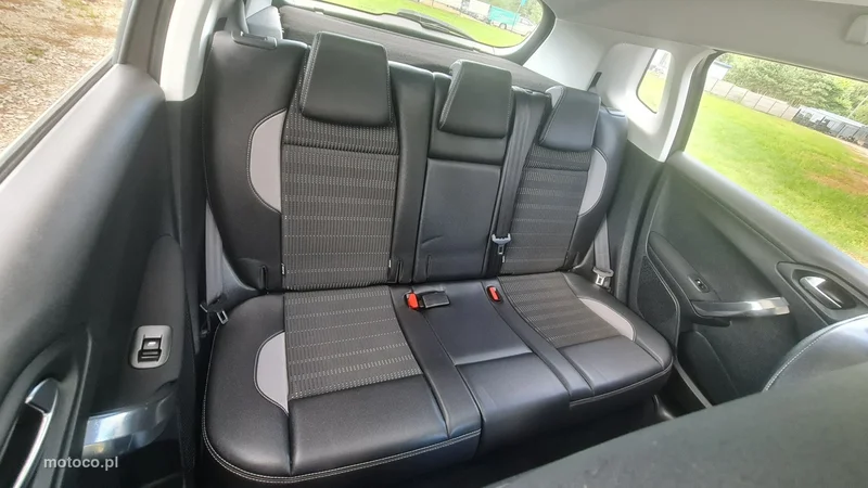 Peugeot 2008 9