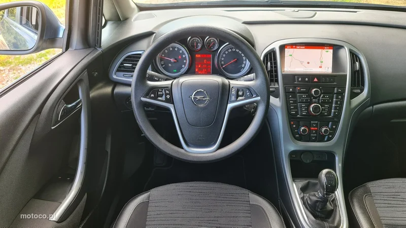 Opel Astra J 15