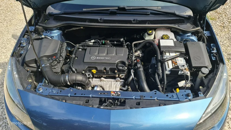 Opel Astra J 33