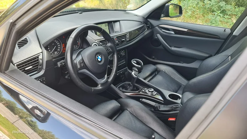 BMW X1 F48 10