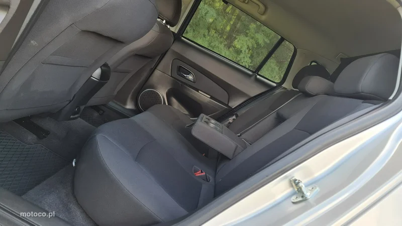 Chevrolet Cruze 8