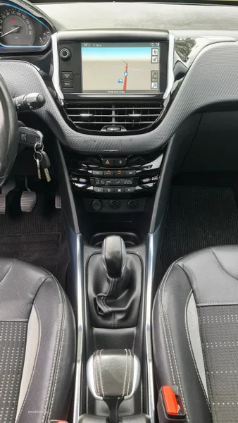 Peugeot 2008 17