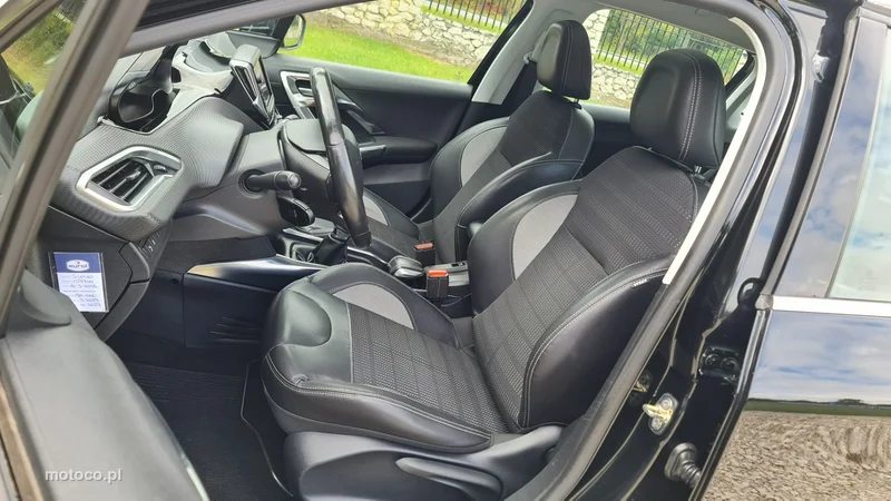 Peugeot 2008 6