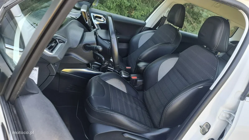 Peugeot 2008 6