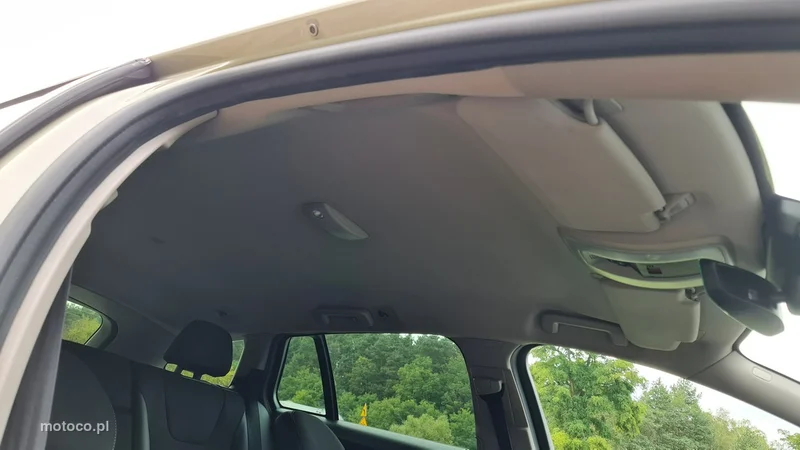 Volvo V60 Cross Country 29