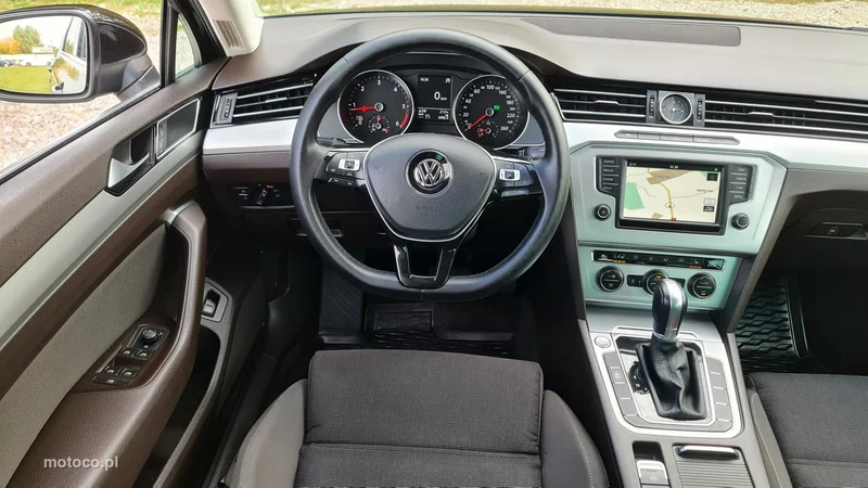 Volkswagen Passat Variant B8 16