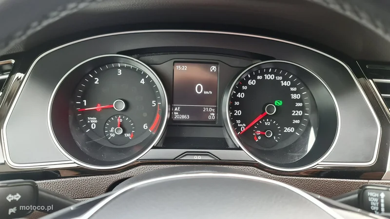 Volkswagen Passat Variant B8 17