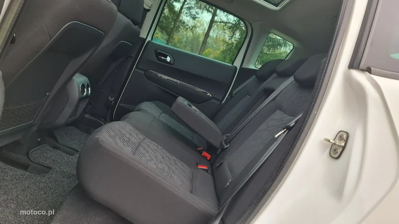 Peugeot 3008 8