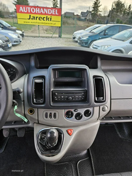 Renault Trafic 11