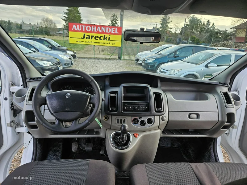 Renault Trafic 14