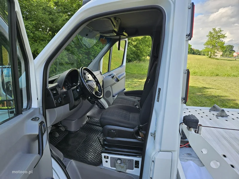 Mercedes-Benz Sprinter 9