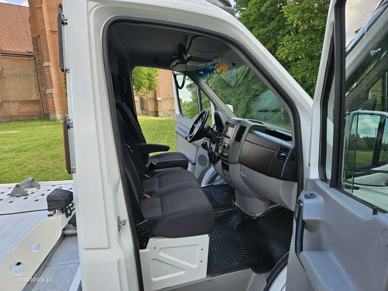 Mercedes-Benz Sprinter 10