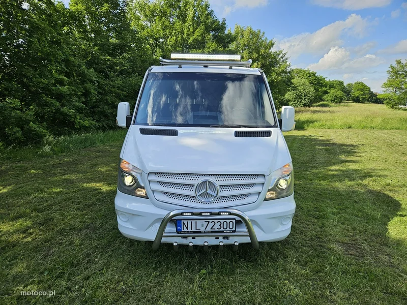 Mercedes-Benz Sprinter 2