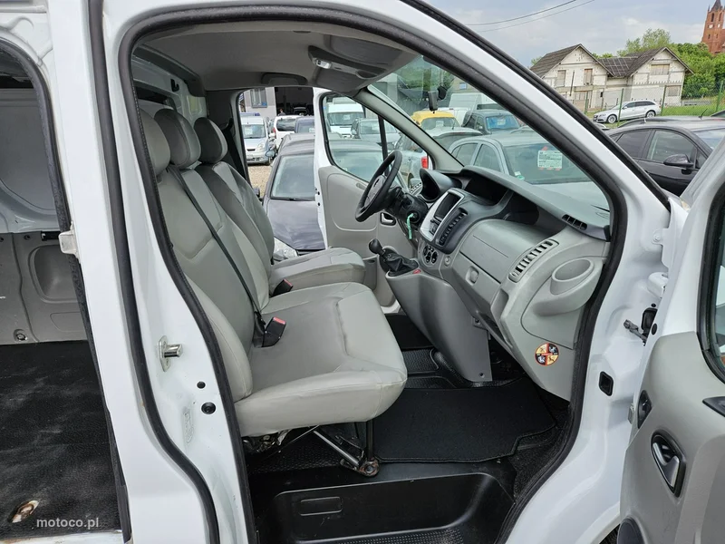 Opel Vivaro 9