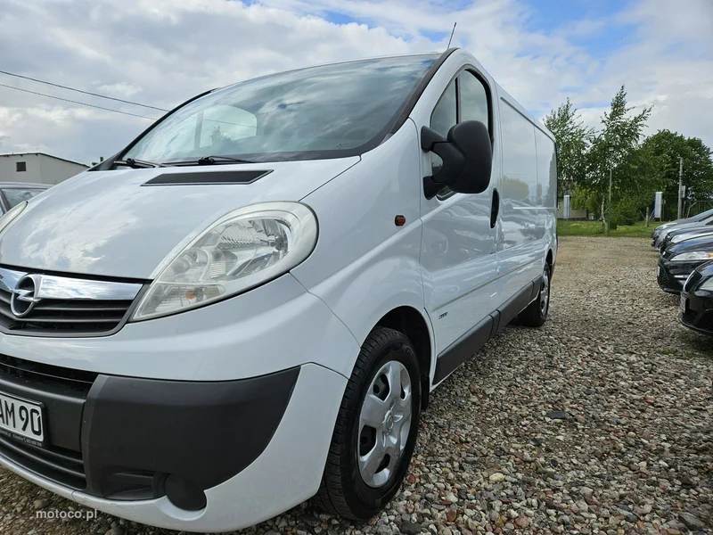 Opel Vivaro 17