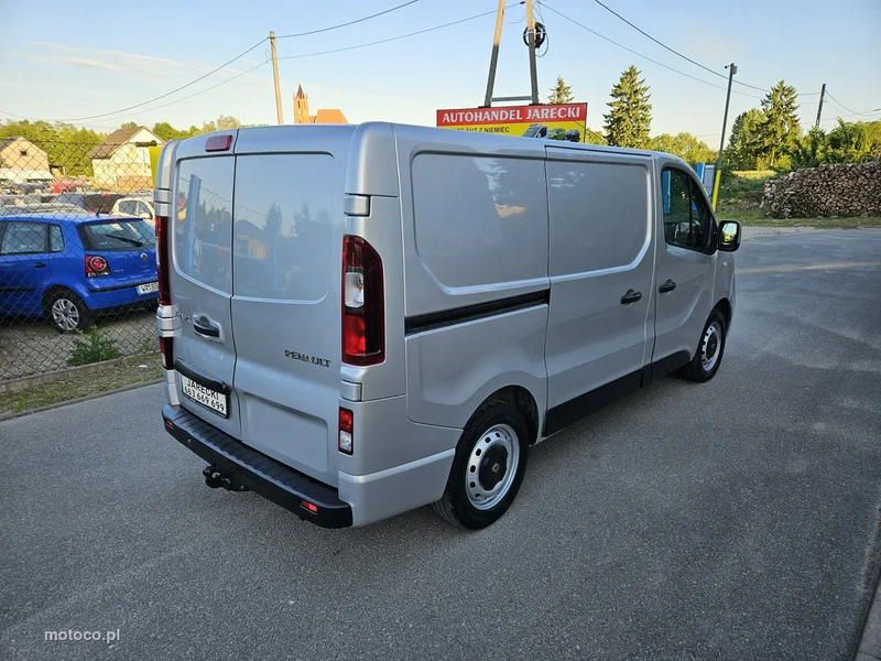 Renault Trafic 4