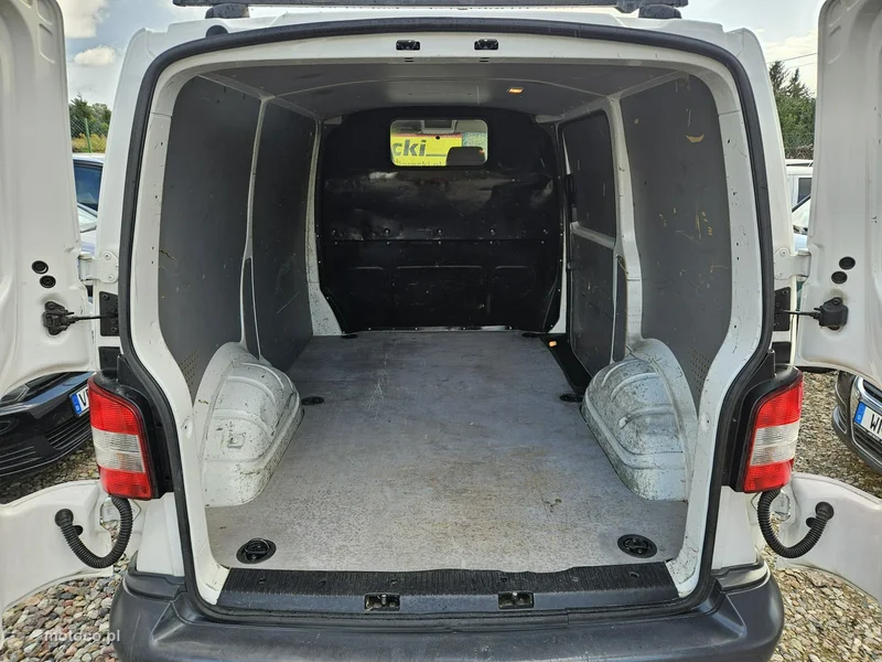 Volkswagen Transporter 13