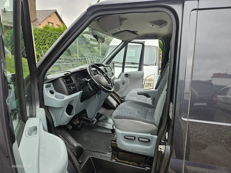 Ford Transit 7