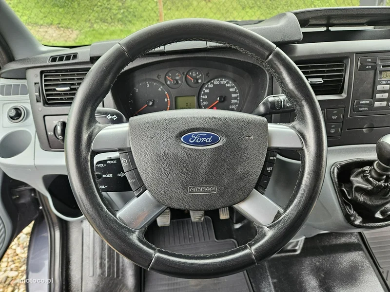 Ford Transit 13