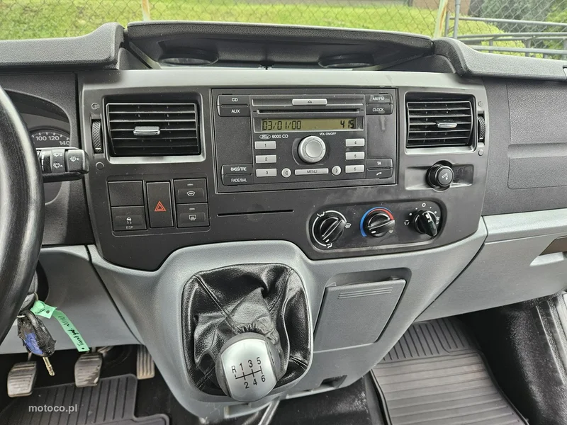 Ford Transit 14