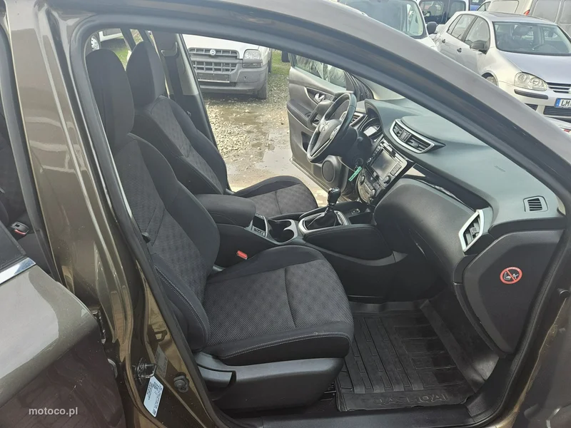 Nissan Qashqai 10