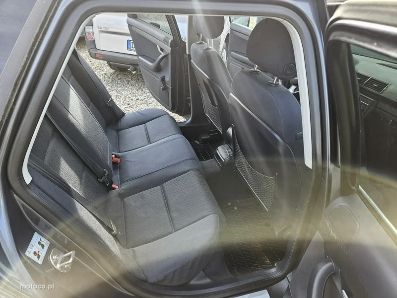 Audi A4 B7 11