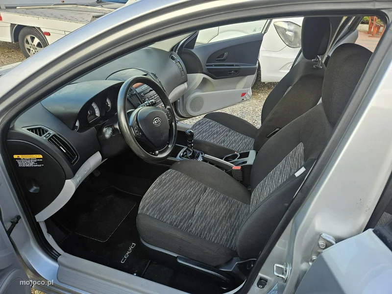 Kia Cee'd 7