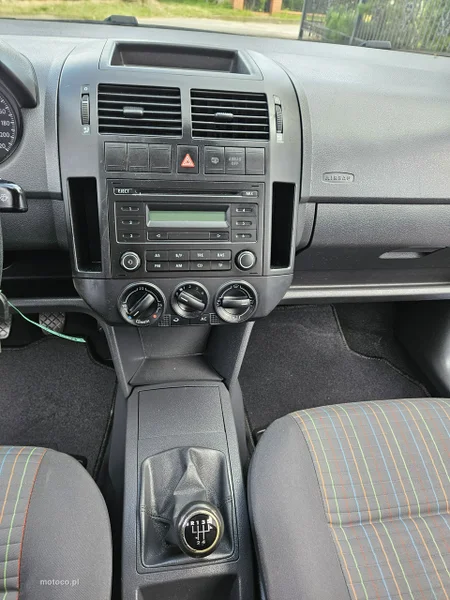 Volkswagen Polo IV 9N 13