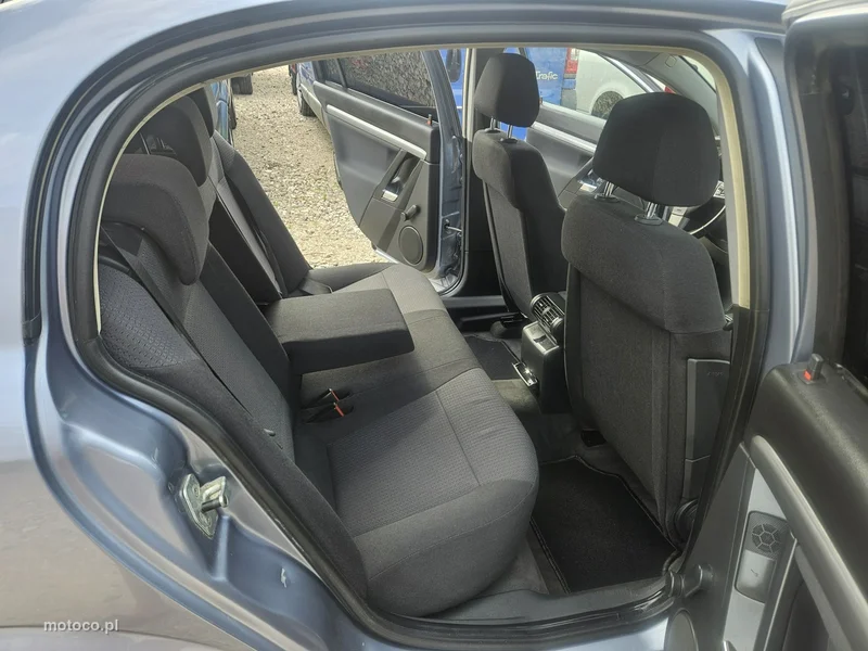 Opel Vectra C 11