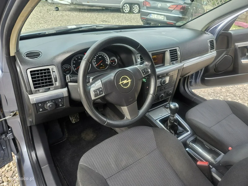 Opel Vectra C 8