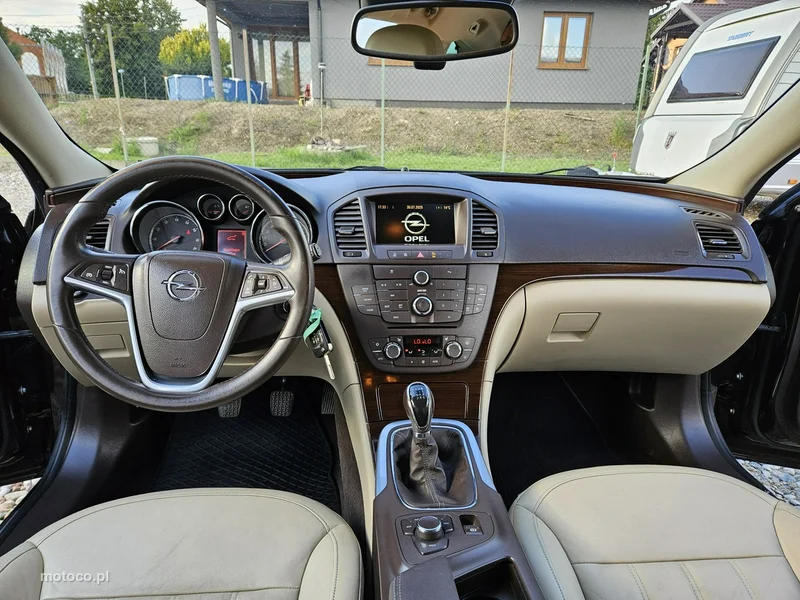 Opel Insignia A 12