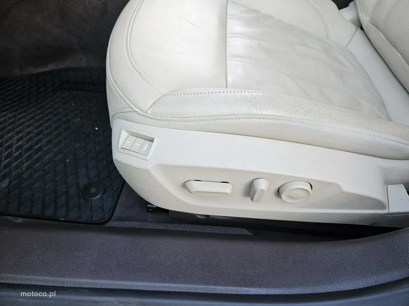 Opel Insignia A 16