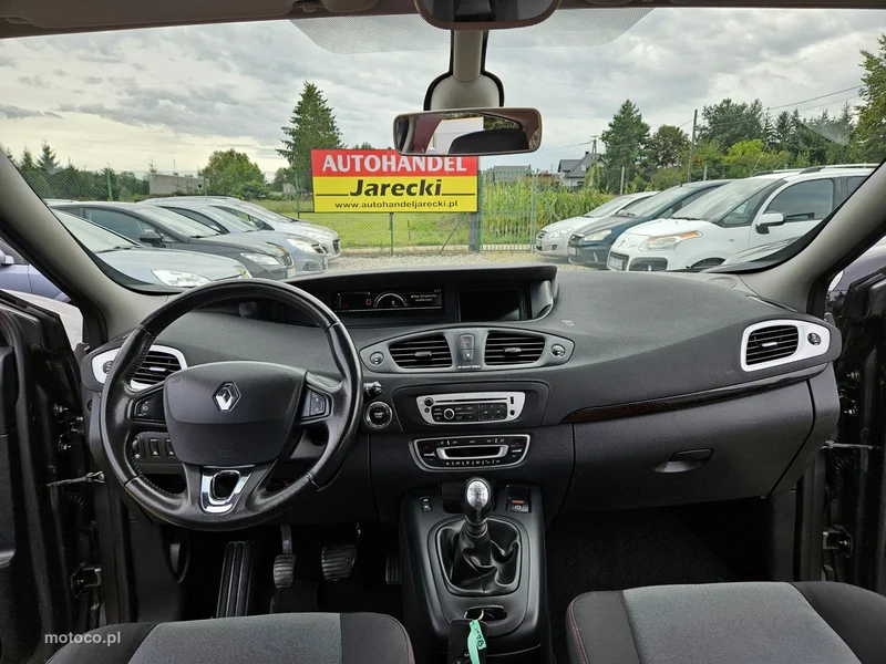 Renault Grand Scenic II 12