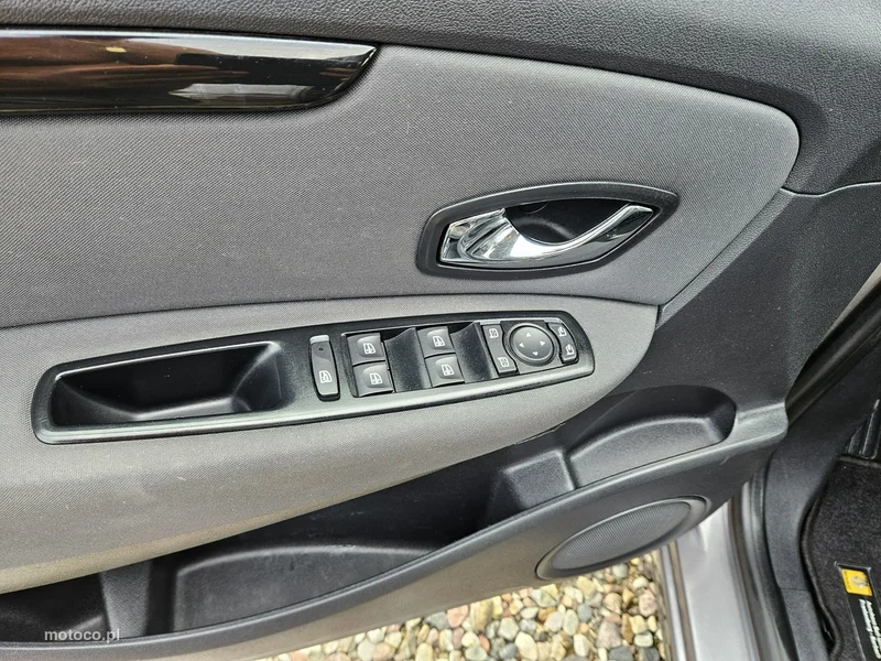 Renault Grand Scenic II 13