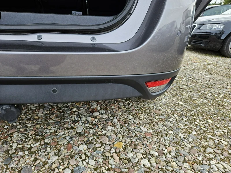 Renault Grand Scenic II 25